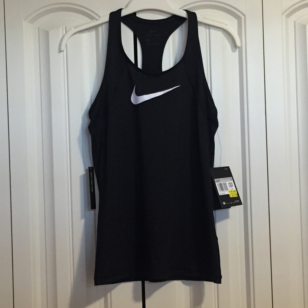 Women’s Nike workout top